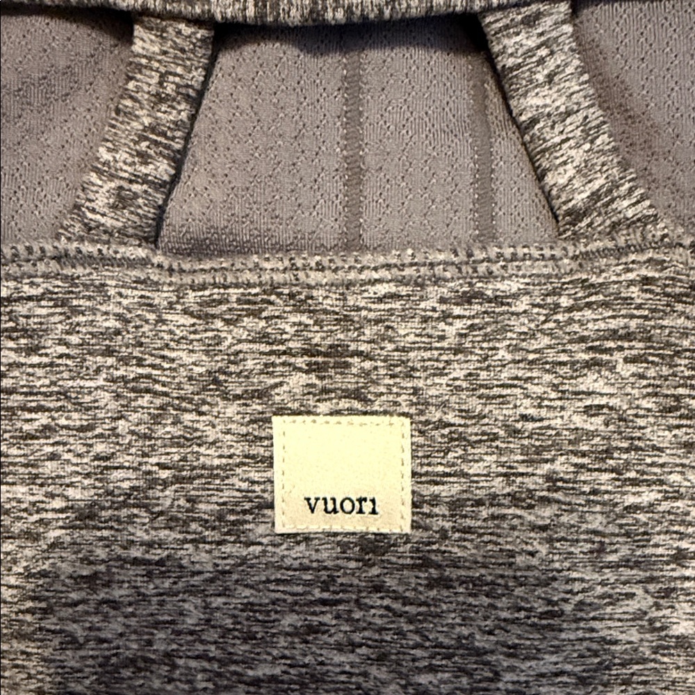 Vuori Longline Evolution Sports Bra - Picture 3 of 8